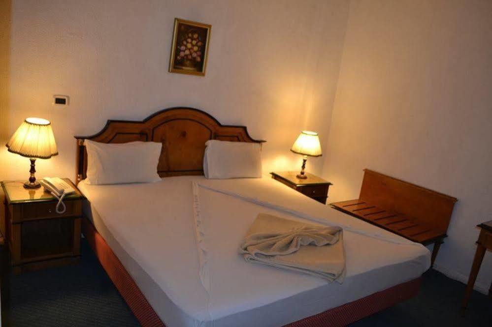 Kaoud Sporting Hotel Alexandria Exteriör bild